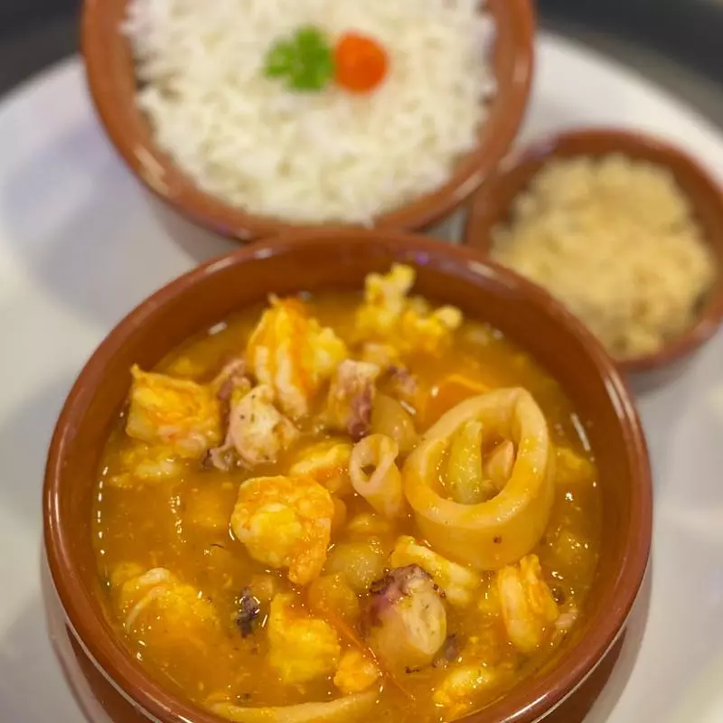 FEIJOADA DE FRUTOS DO MAR EXECUTIVO