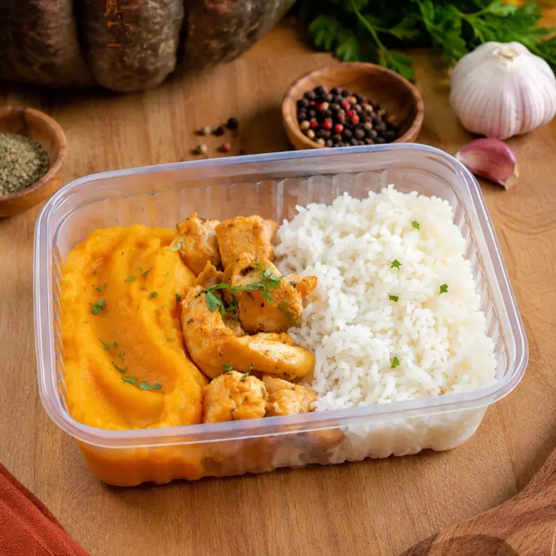 Frango, Purê de Abóbora e Arroz