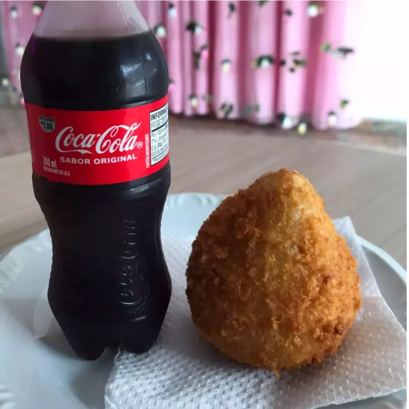 Coxinha de frango com catupiry