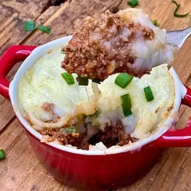 Servi 4 Muito Bem Pessoas Escondido