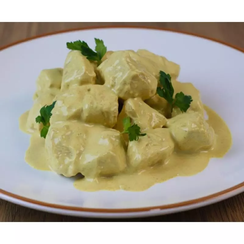 Frango em Cubos ao Creme de Curry