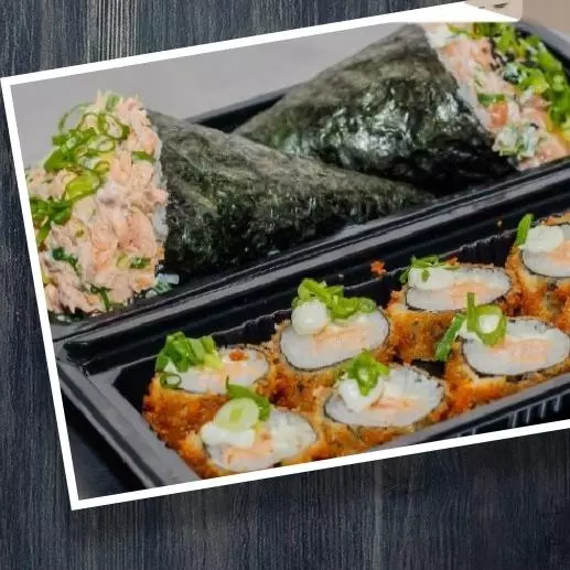 2 MINI TEMAKI +  10 HOT HOLL