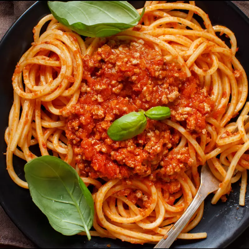 ESPAGUETI A LA BOLOÑESA