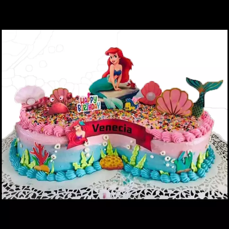 Cake de cumpleaños de Ariel