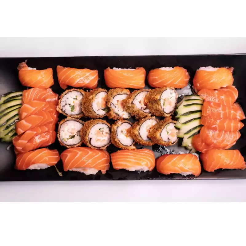 10 hots 10 sushi 10 sashimi