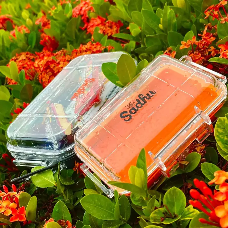 CASE A PROVA D´ÁGUA SADHU