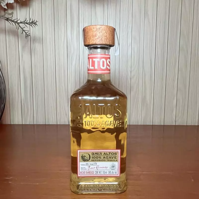 Altos