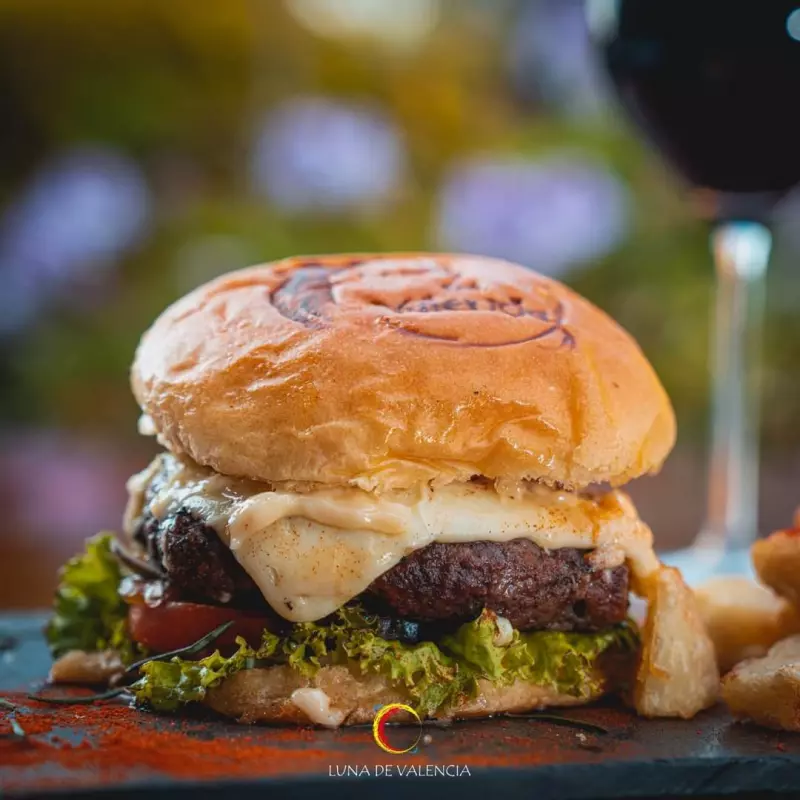 Hamburguesa Tradicional