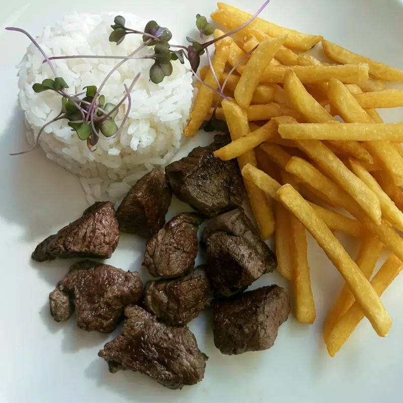 FILÉ MIGNON TRINCHADO