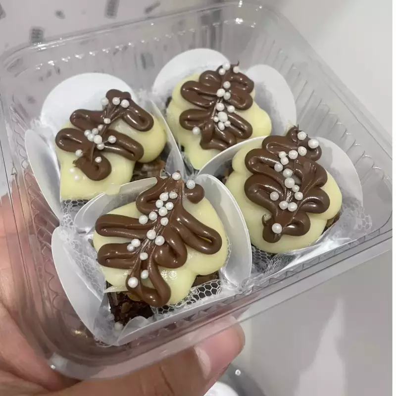 Baby Brownie - Ninhotella