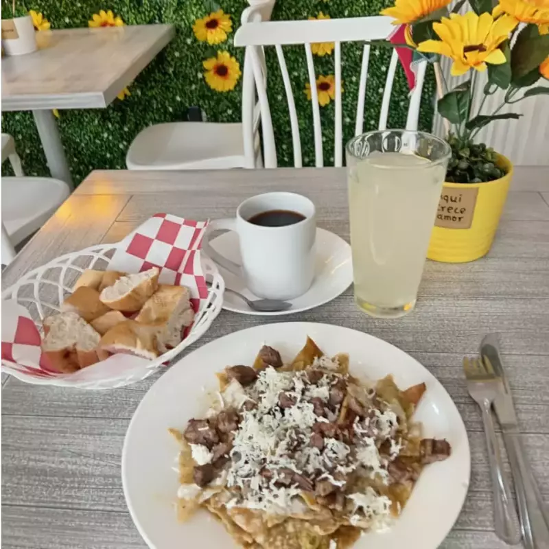 Chilaquiles Especiales