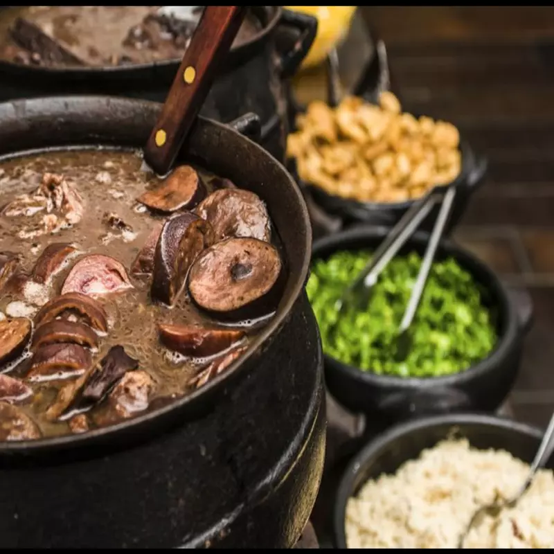 Feijoada Suculenta