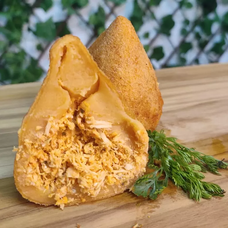 Coxinha de costela com catupiry