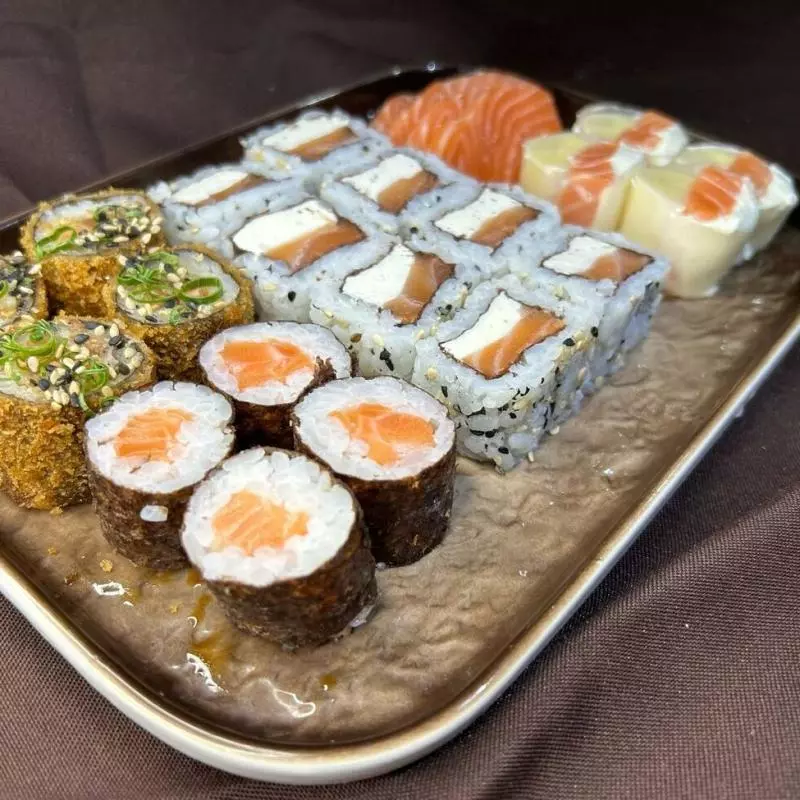 Combo Fast & Fish (20 peças)