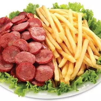 Calabresa mais fritas
