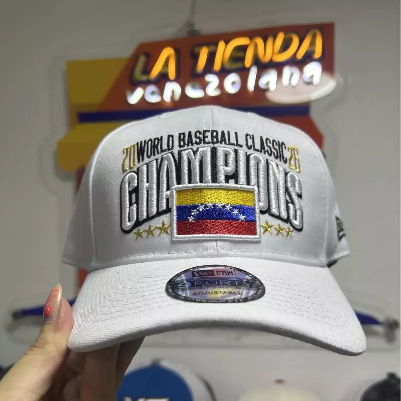 Gorra Champions blanca curva New era