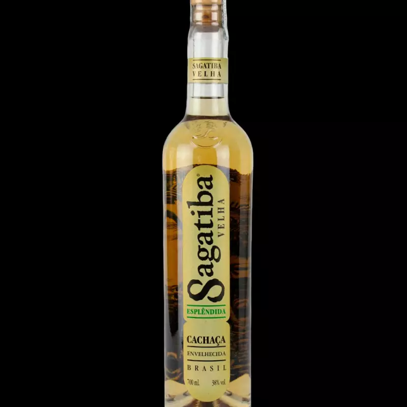 Aguardente Sagatiba Velha