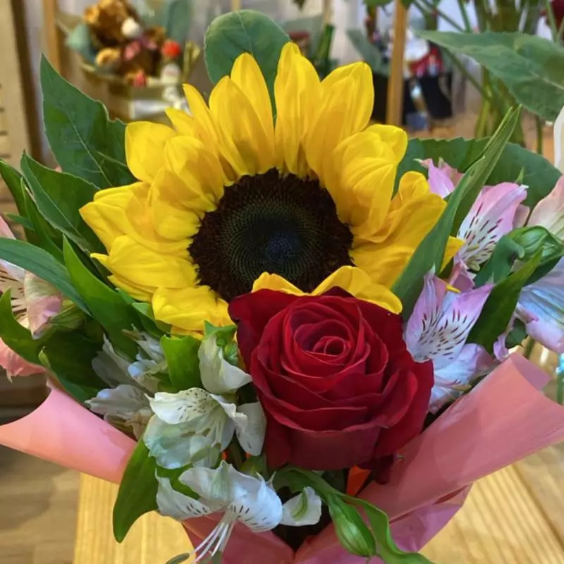 Buquê Rosa e girassol