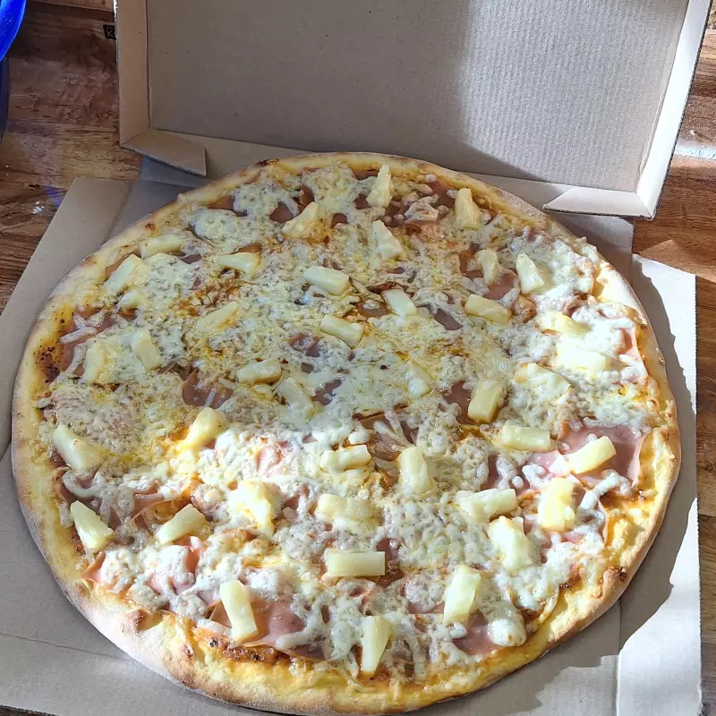 Pizza Hawaiana