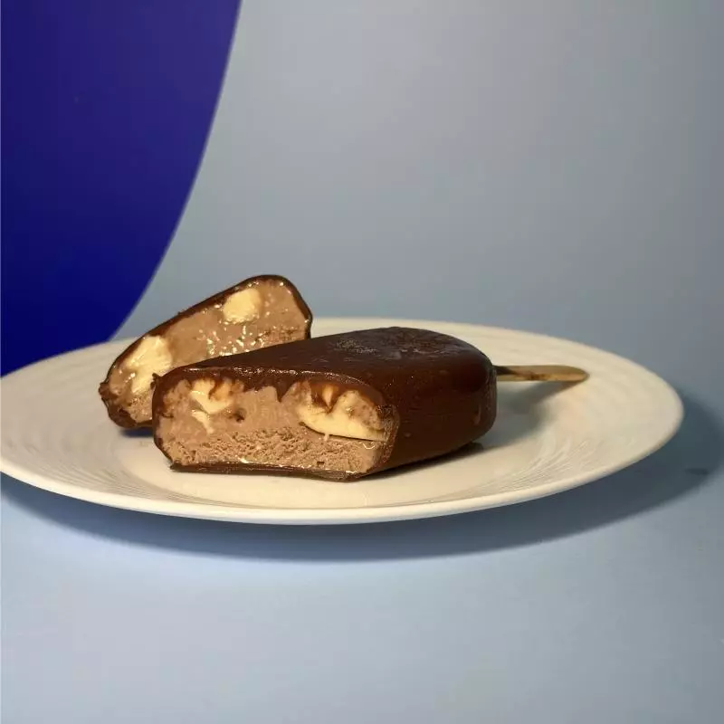 Picolé Kinder Bueno