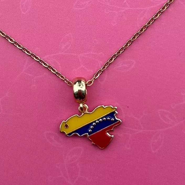 **Collar mapa estrellas pequeño**