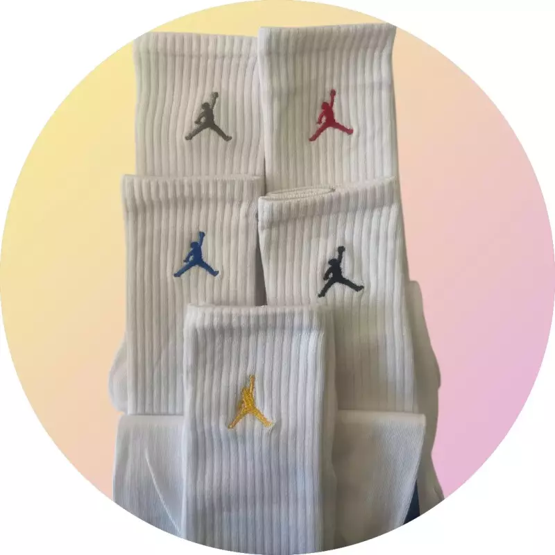 Jordan bordado blanca