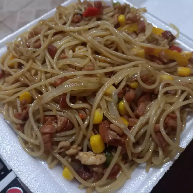 MACARRÃO NA CHAPA