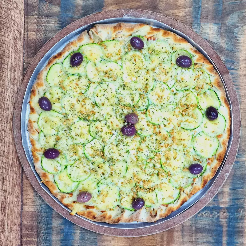 Pizza Abobrinha Mussarela(Cód. 3000)