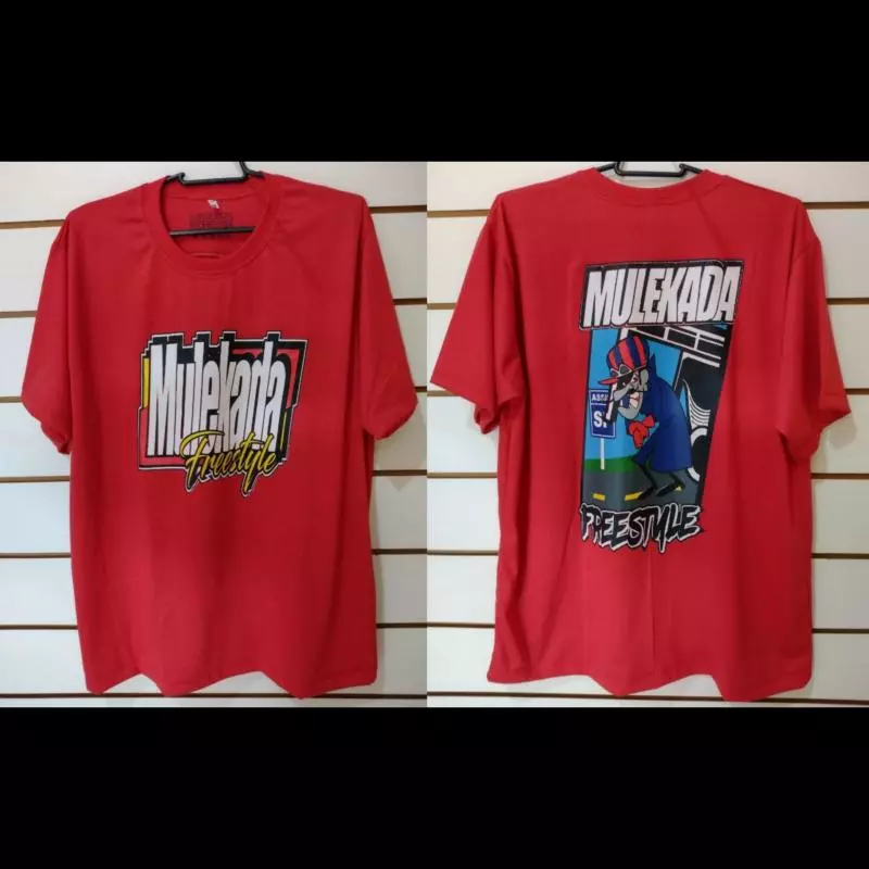 CAMISETA LINHA DICK  VERMELHA