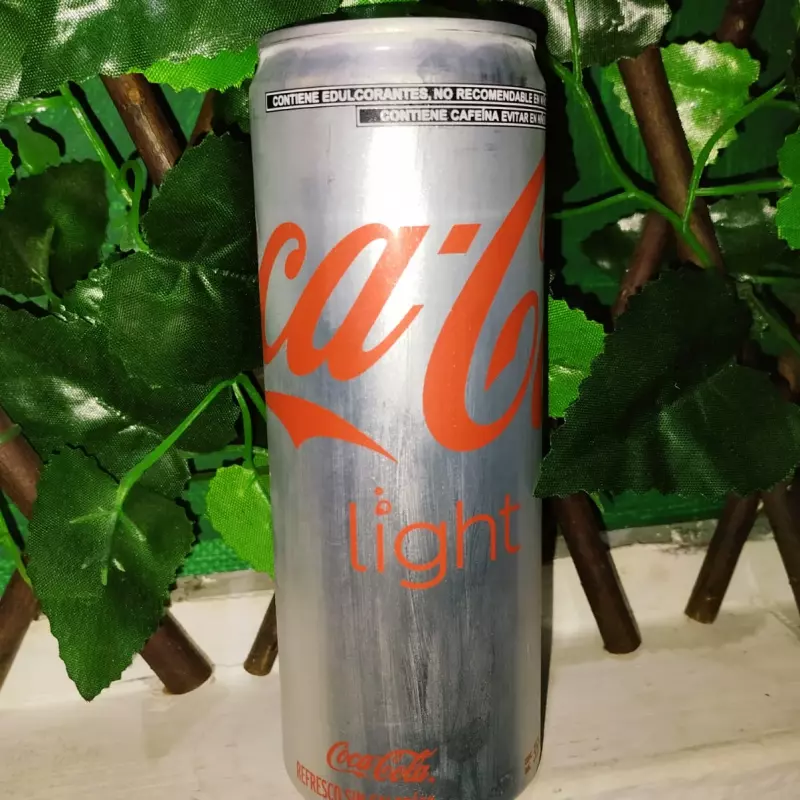 Coca Cola Light Lata 355 ml.