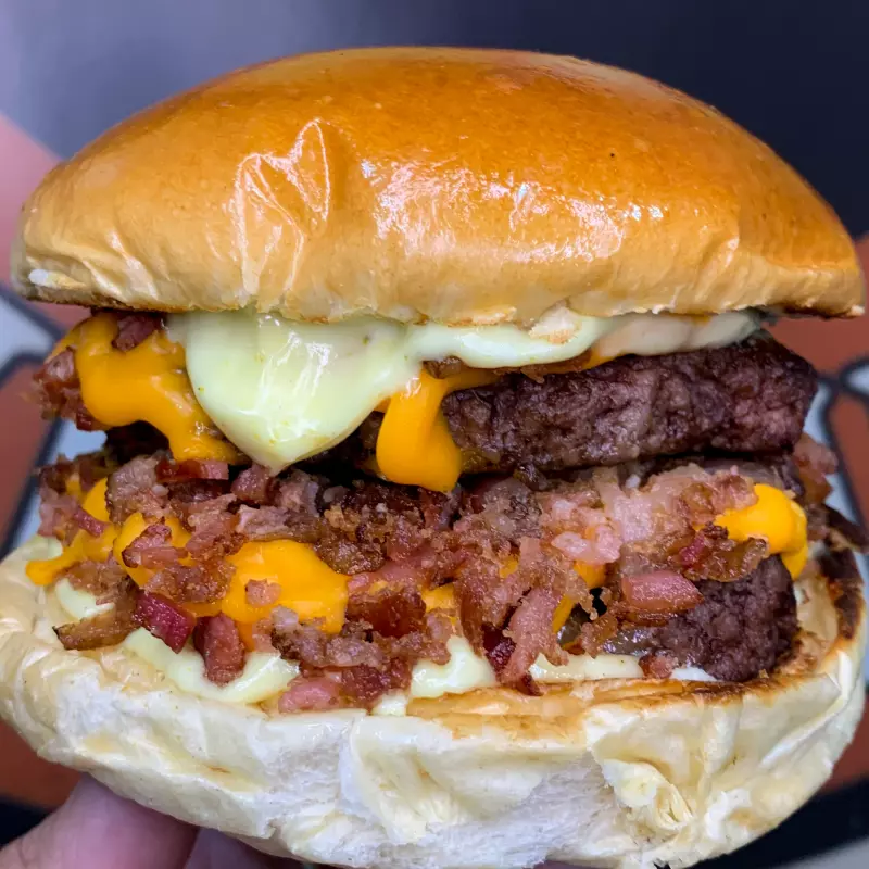 Insano Duplo Cheddar