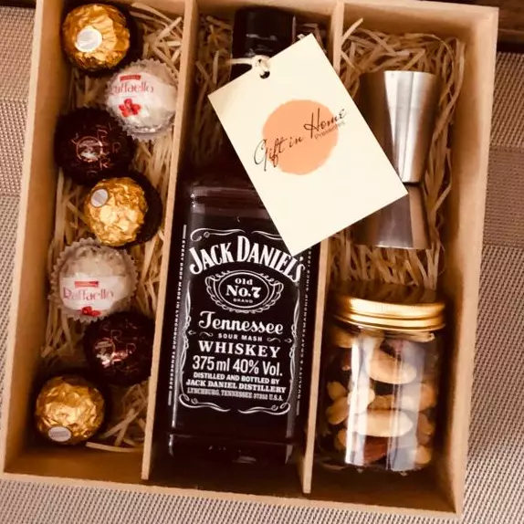 CESTA DELICIA DE WHISKY