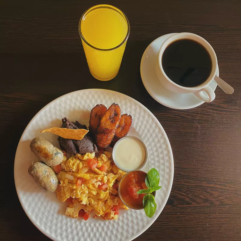 Desayuno Típico