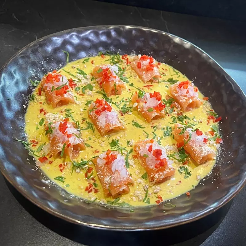 Tiradito de Salmon