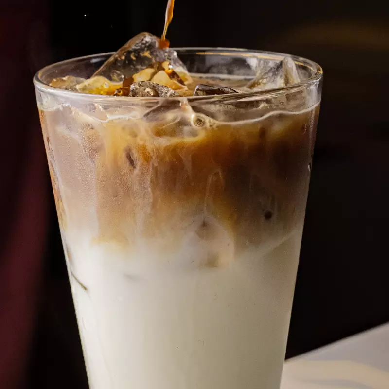 ICED LATTE VANILLA (CAFÉ GELADO)