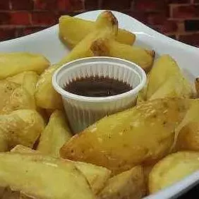 Batata rústica (molho Barbecue)