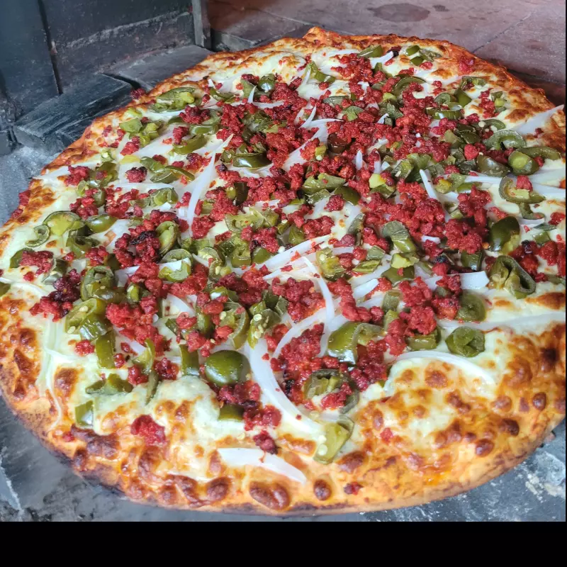 MEXICANA PIZZA A LA LEÑA