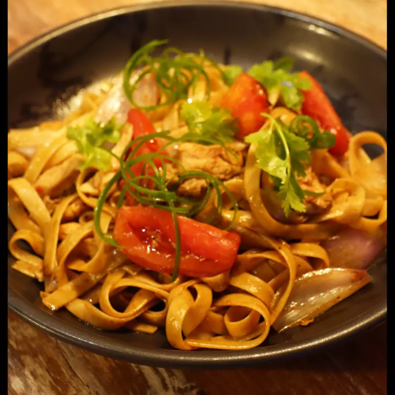 Tallarin Saltado