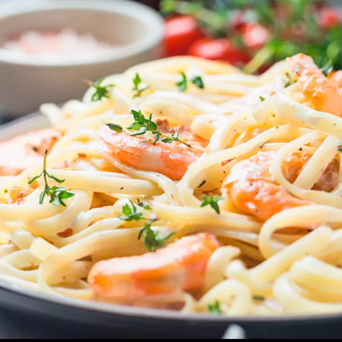 Fetucinne con Camarones