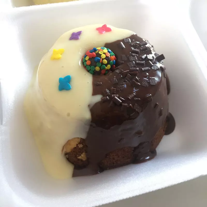 Mine vulcão 2 amores