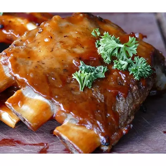 Costelinha ao molho barbecue
