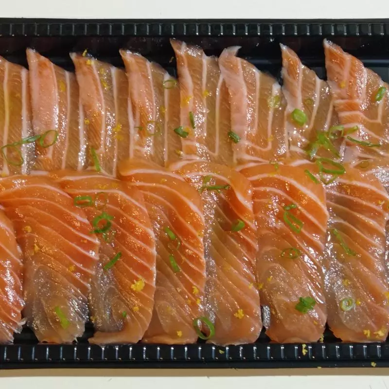 Usuzukuri salmão trufado