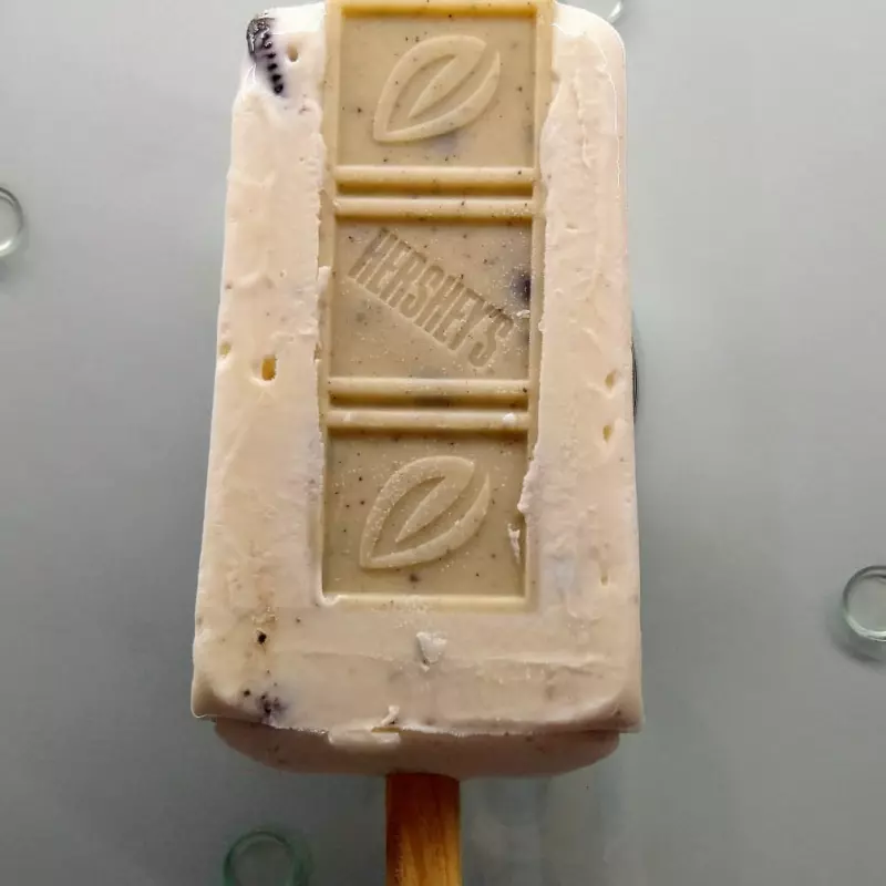 HERSHEYS COKIES AND CREME