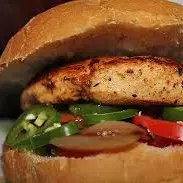 (LC) Las + Carbonas "Pechugona"