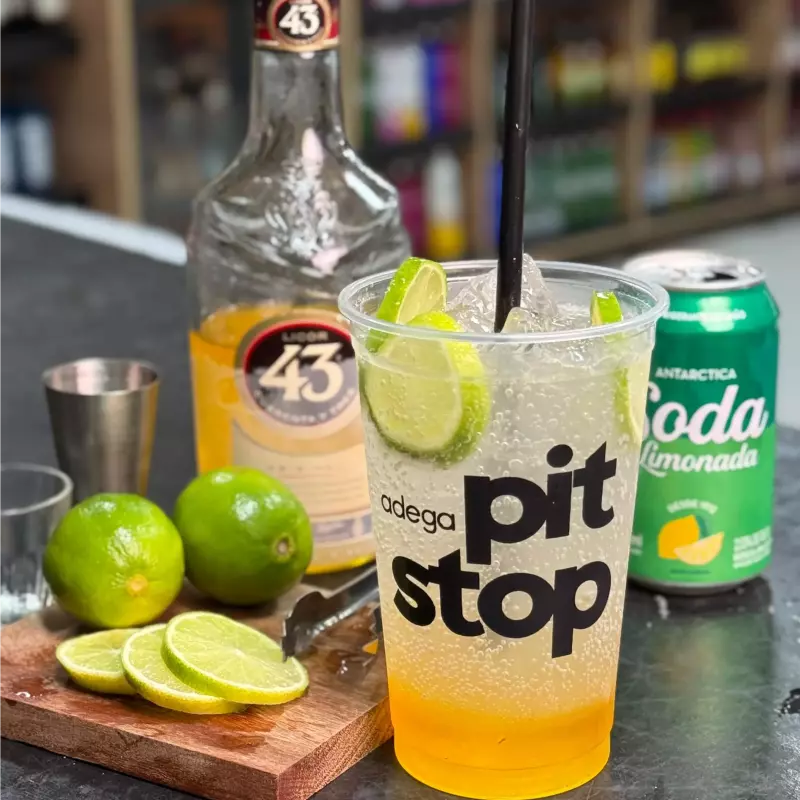 COPÃO DE LICOR 43 C/ SODA E LIMÃO