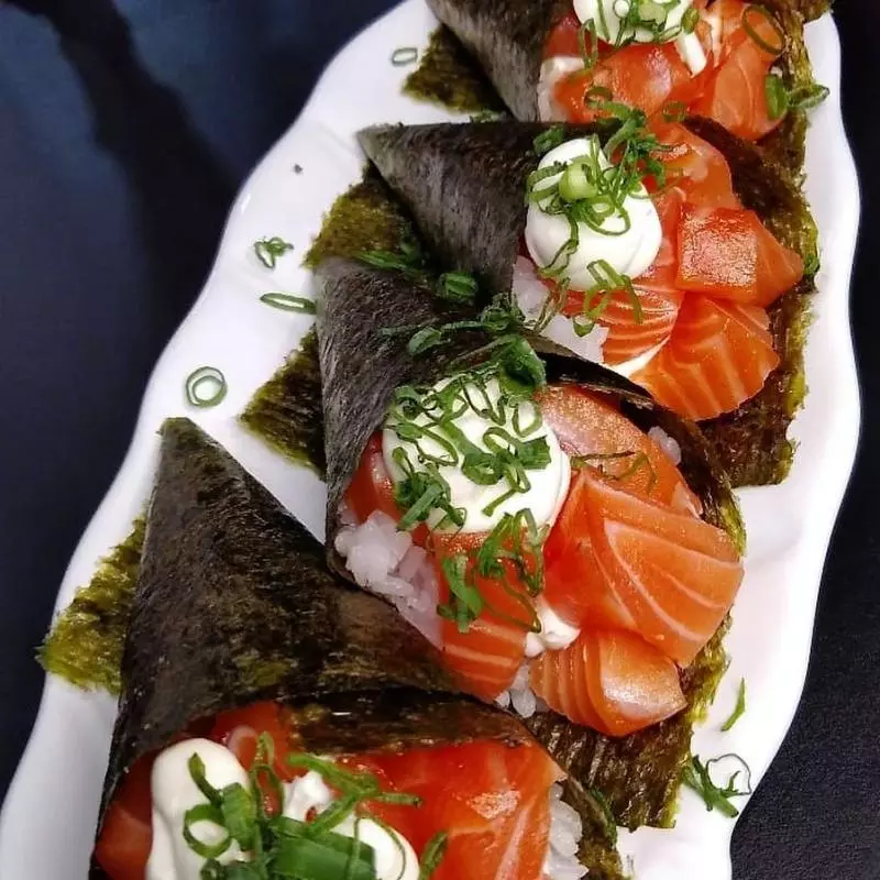 106. Salmão em cubos 250g