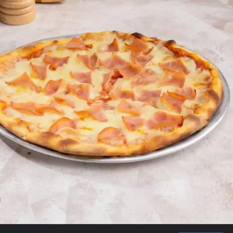 Pizza médium jamón y queso