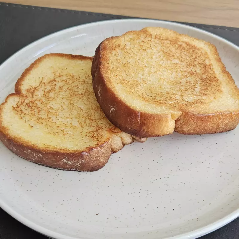 Pão Assado com Manteiga