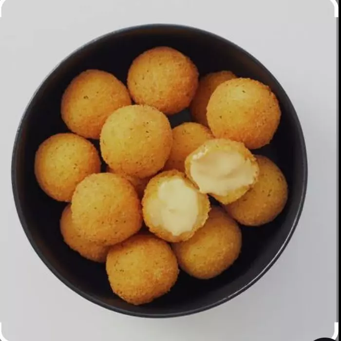 Bolinhas de Queijo Crocante