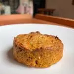 TORTINHA FIT DE FRANGO COM LEGUMES